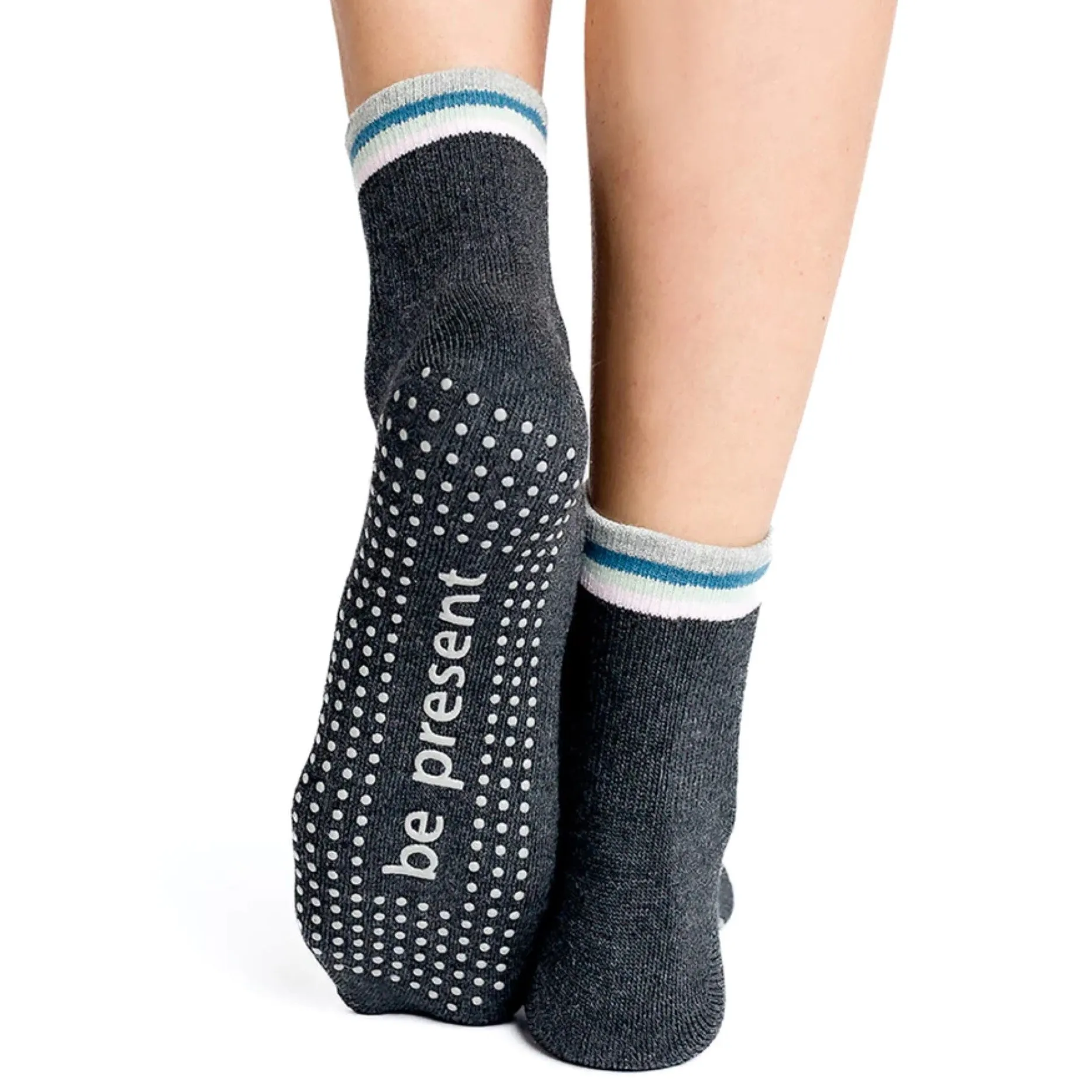 Be Present - Charcoal Heather Short Crew Grip Socks (Barre / Pilates)