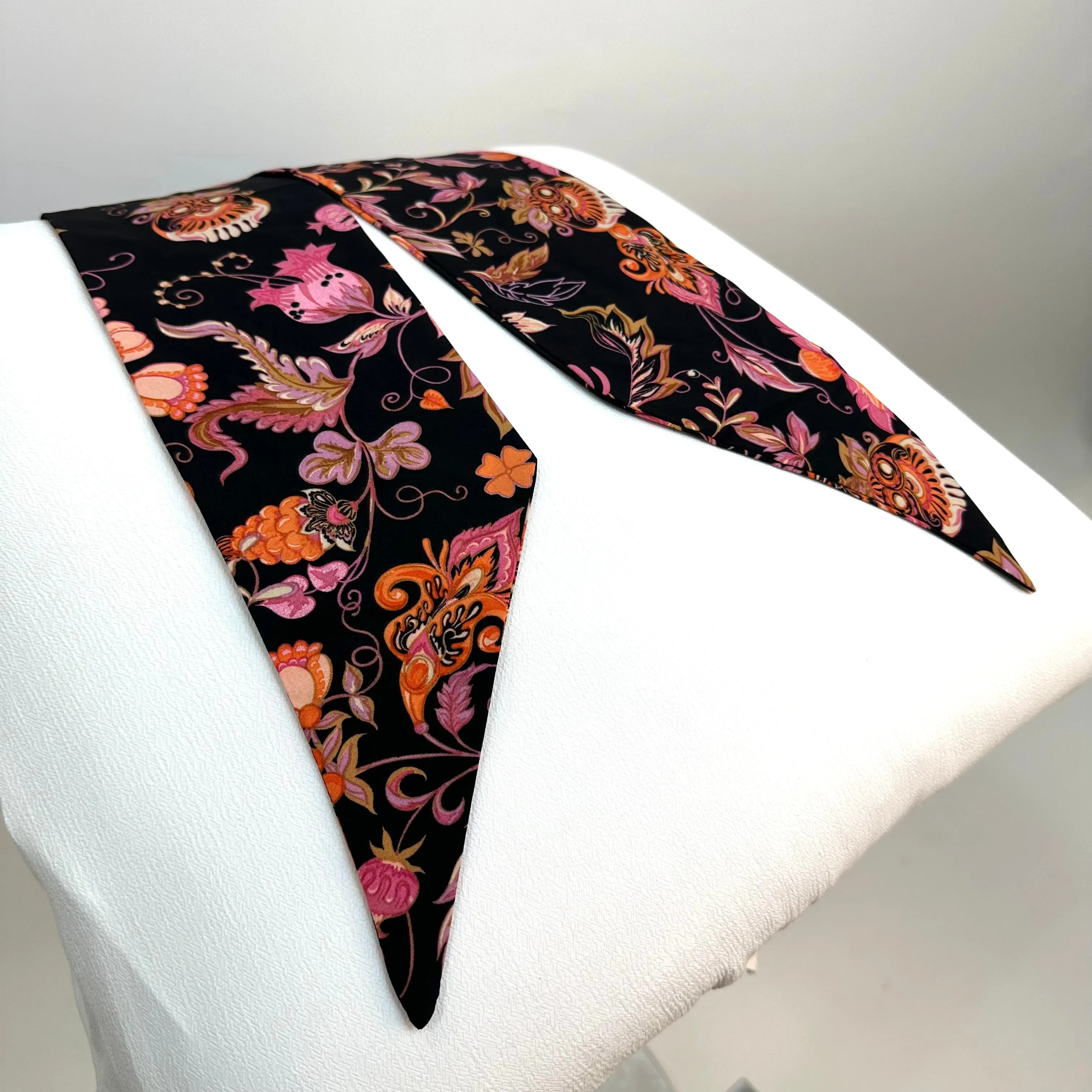 HAIR SCARF (BLACK FLOWER/PINK)