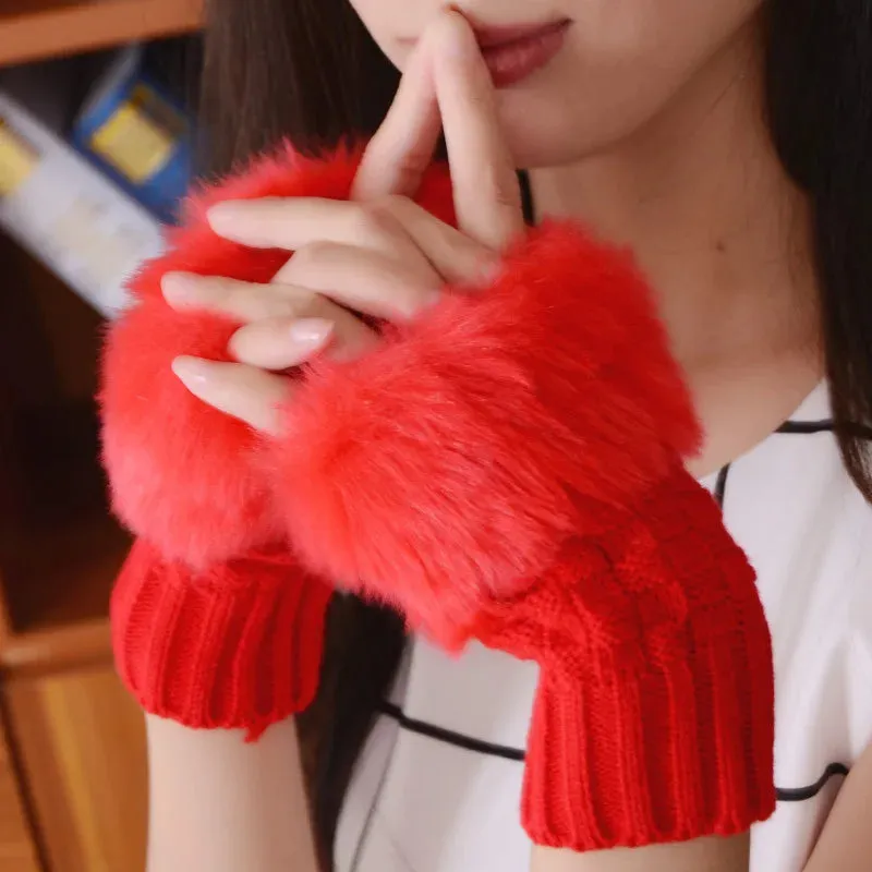 Plush Knitted Gloves